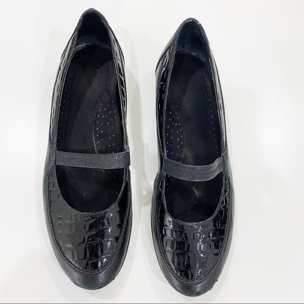 VANELI Sport Black Embossed Leather Mary Jane Comfort Flats Size 10